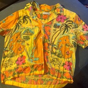 Medium Urban Outfitters button down top! Very summertime!  Fun top!